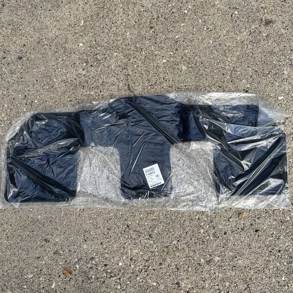 Volvo XC90 P 32262732 3rd Row Carpet Floor Mat V526‎ Charcoal Brand New Sealed